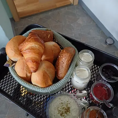 Eifelsteigzimmer Bruderherz Alojamento de Acomodação e Pequeno-almoço