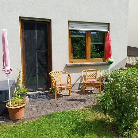 Alojamento de Acomodação e Pequeno-almoço Eifelsteigzimmer Bruderherz Gerolstein